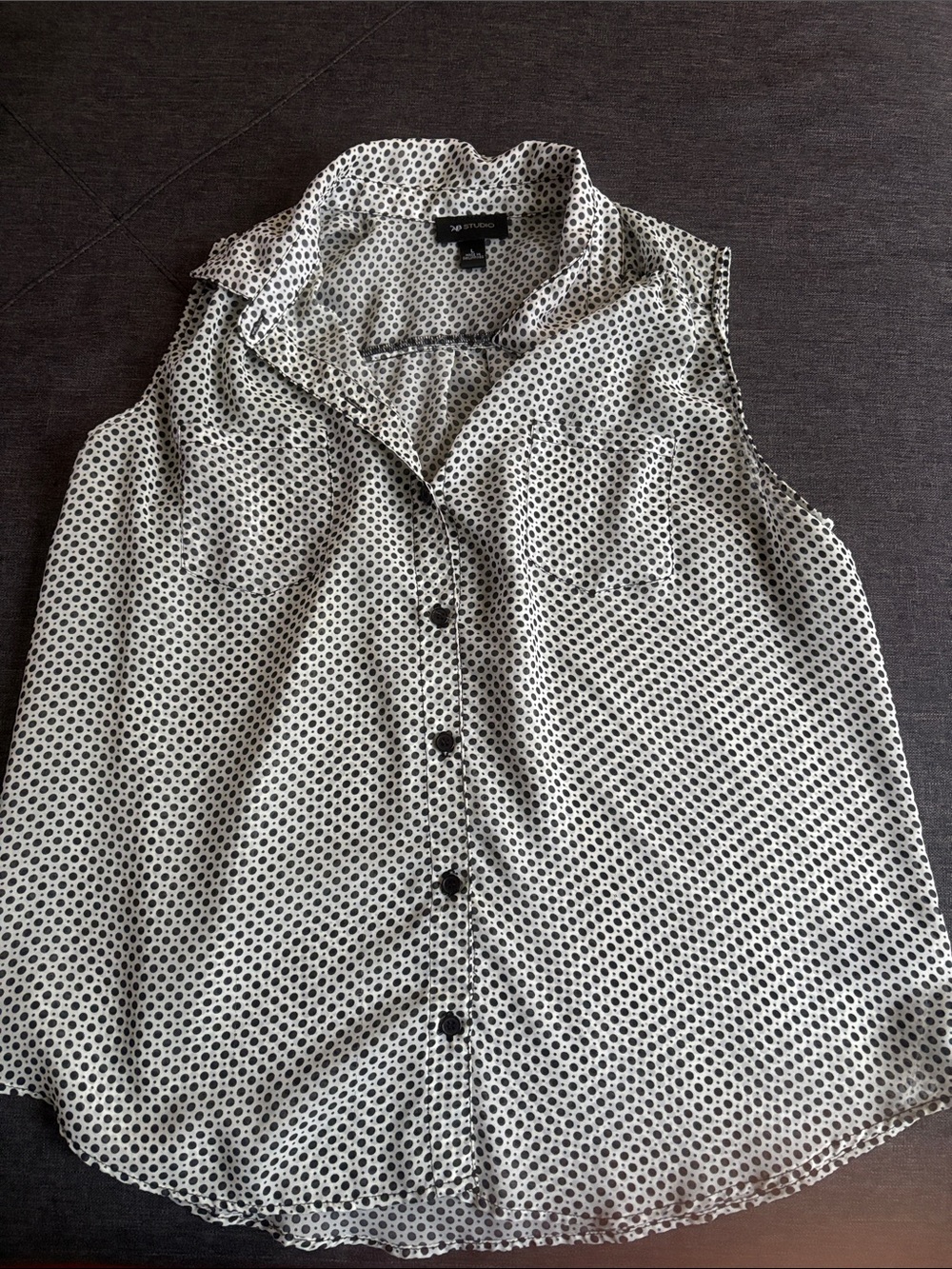 AB Studio Black and White Sleeveless Button-Front Polka Dot Blouse